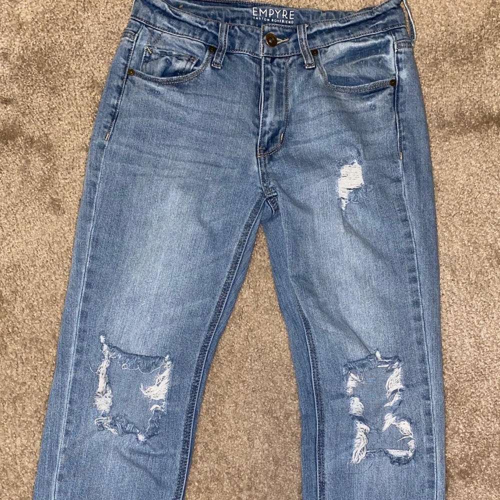 Empyre Easton destroyed boyfriend jeans